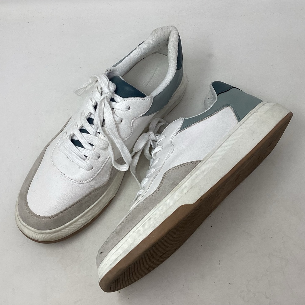Universal Thread Lace Up Sneakers White Women's Size 11